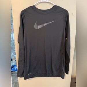 Nike Dri-FIT Men’s XL Long Sleeve Performance Athletic Shirt Gray